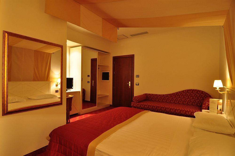 Hotel Palace Savuto Malito Esterno foto